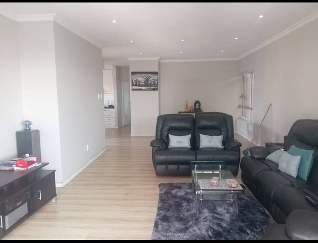 2 BEDROOM APARTMENT FOR SALE IN NEW TOWN CENTRE